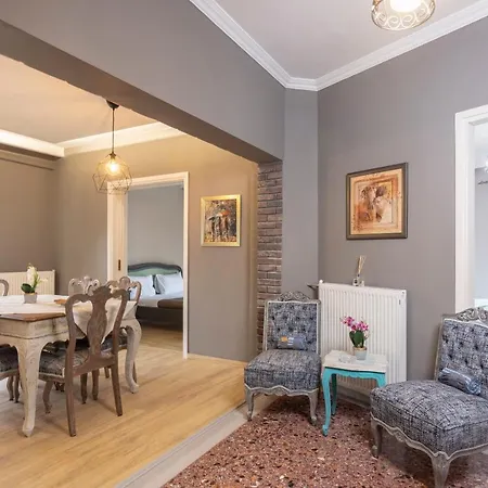 Joene Vintage Thessaloniki